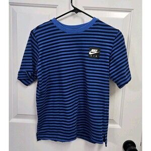 Nike Air Boy’s Shirt Size XL Use Blue Black Striped Short Sleeve Crew